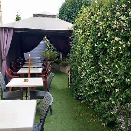 Hotel Restaurant O Regal Villeneuve-sur-Lot Extérieur photo